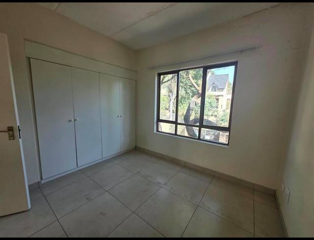 2 BEDROOM PROPERTY TO RENT IN SUNNINGHILL
